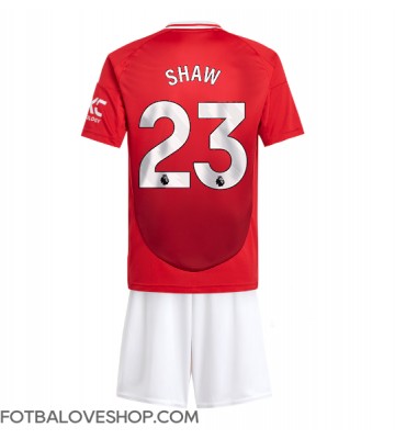 Manchester United Luke Shaw #23 Dětské Domácí Dres 2024-25 Krátký Rukáv (+ trenýrky)